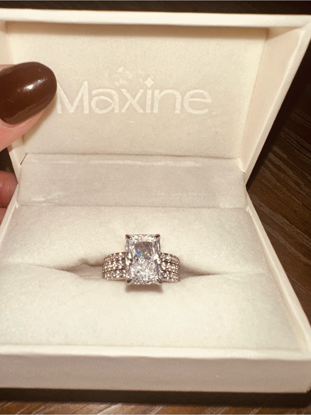 Radiant cut 3.5 carat wedding set